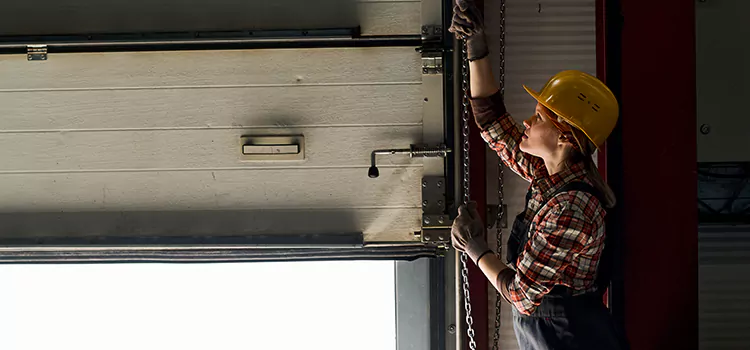 Addressing Common Garage Door Stoppage Issues in Tuscaloosa, AL